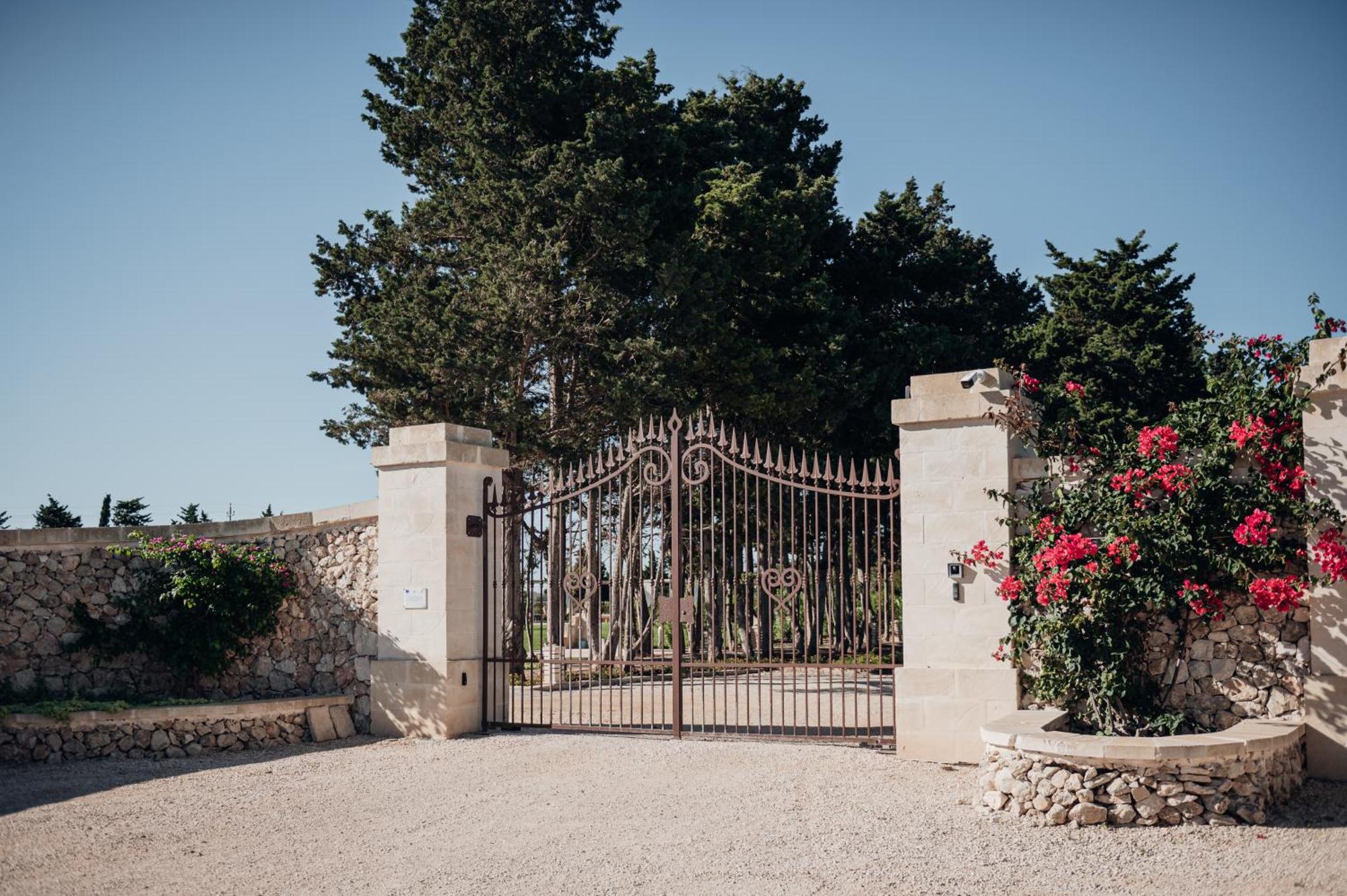 Masseria Longa Boutique Hotel Otranto Exterior photo